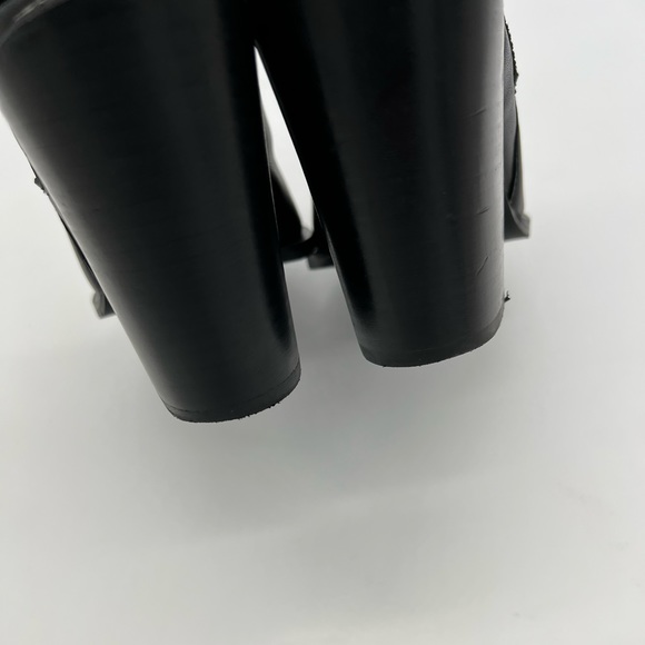 Giani Bini Black Leather Ankle Booties Heels Women’s Size 6 Cutout Zip Chic - Picture 10 of 16